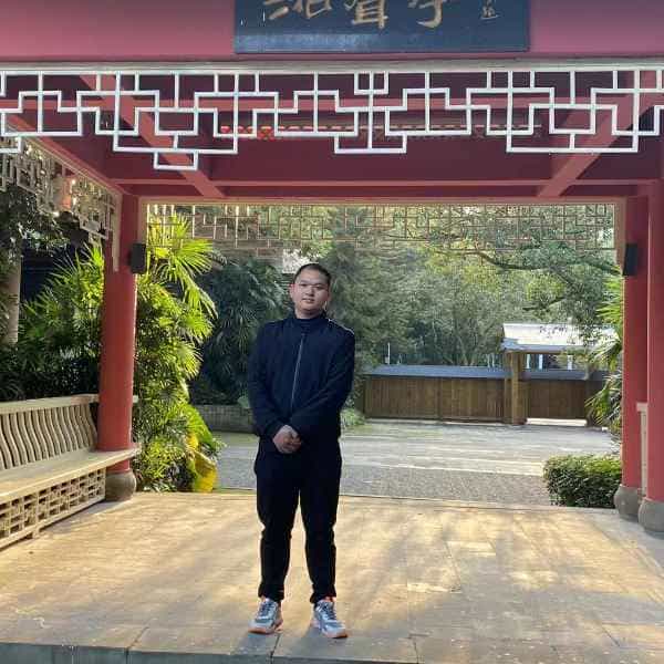 重庆30岁单身帅哥真诚找对象-株洲征婚相亲网