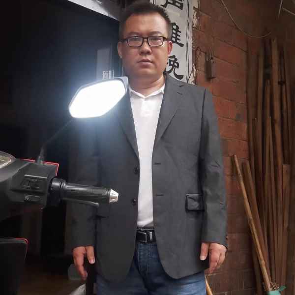 江西39岁单身帅哥真诚找对象-株洲征婚相亲网