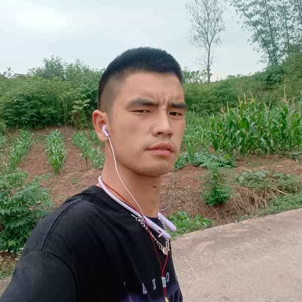 35岁岁四川单身帅哥 - 株洲吉缘网