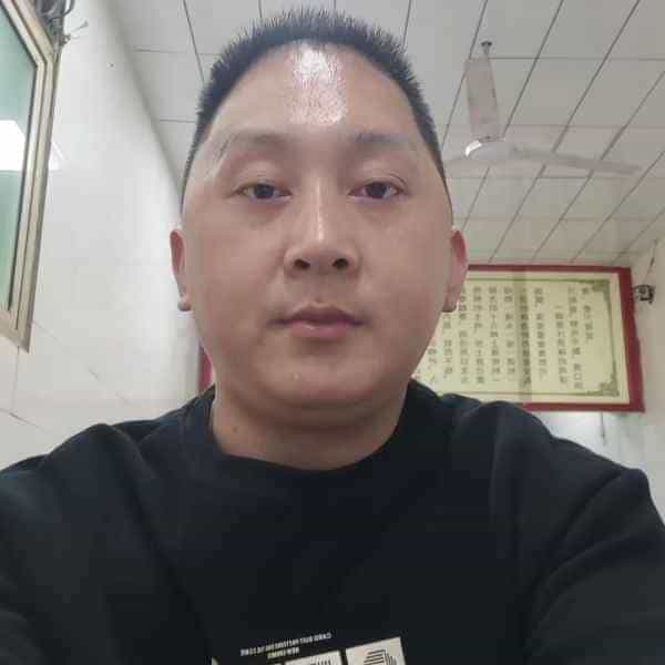37岁岁陕西单身帅哥 - 株洲吉缘网